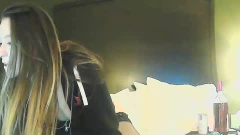 courtscutekitty online show from 02.08.25