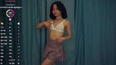 Yui online show from 02.25.25