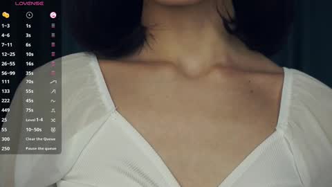 Yui online show from 03.06.25