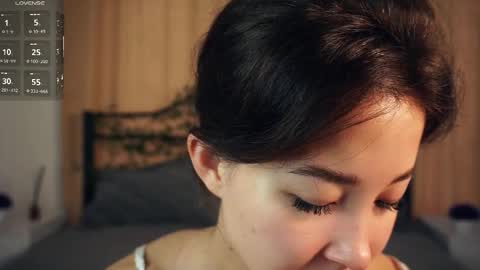 Yui online show from 09.22.25