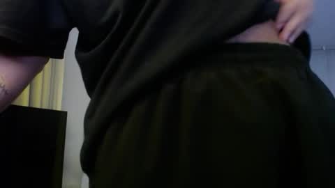 Snapshot of cowboy_co chatting on 11.22.25 cowboy_co online show from 11.22.25