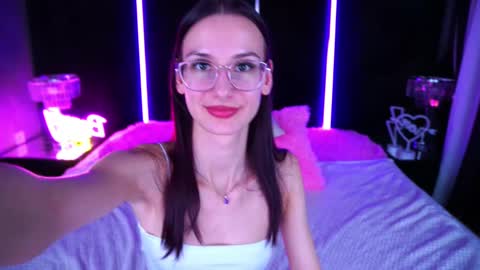 cozymell online show from 03.04.25