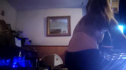 Back Woods Couple online show from 03.23.26