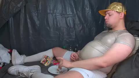 Snapshot of cravingboy chatting on 11.16.25 robin online show from 11.16.25