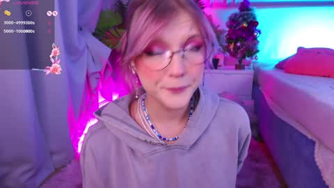 Snapshot of crazy__wine chatting on 12.27.24 Sonya online show from 12.27.24
