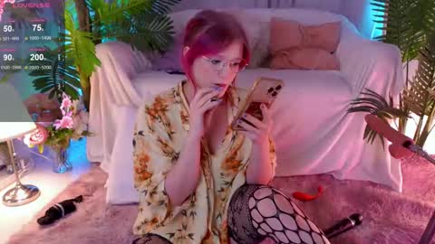 Snapshot of crazy__wine chatting on 02.25.25 Sonya online show from 02.25.25