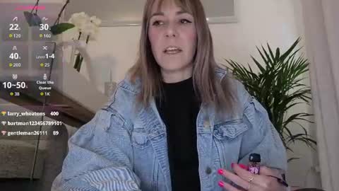 Stacy 2pm to 6pm mon-fri 3 CAT online show from 06.09.26