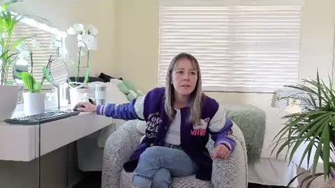 Stacy 2pm to 6pm mon-fri 3 CAT online show from 07.14.26