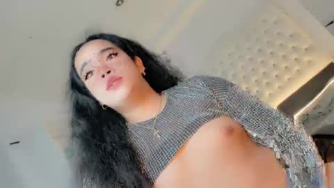 Hot Ayisha online show from 01.16.25