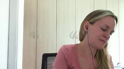 Anny online show from 12.30.24