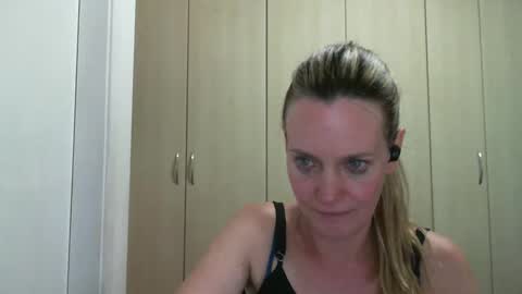 Anny online show from 01.13.25