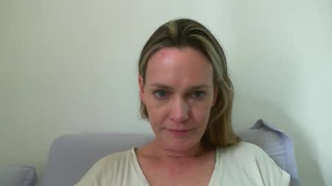 Anny online show from 01.18.25