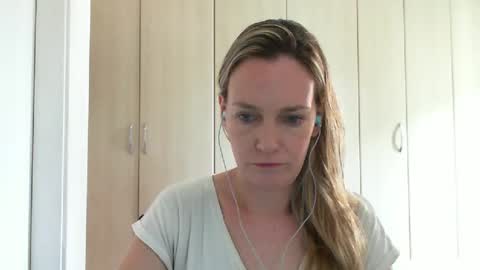 Anny online show from 01.20.25