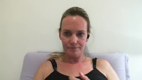 Anny online show from 01.22.25