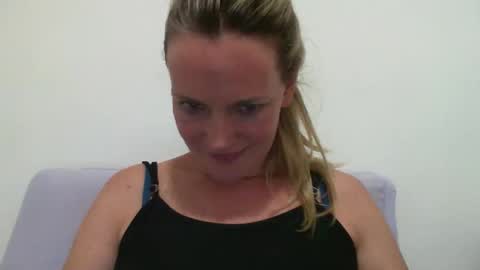 Anny online show from 01.28.25