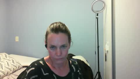 Anny online show from 11.04.25