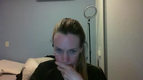 Anny online show from 11.10.25