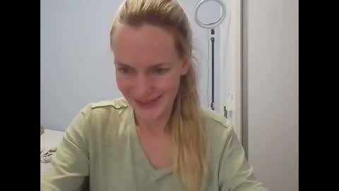 Anny online show from 03.04.26