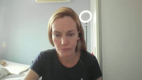 Anny online show from 03.17.26