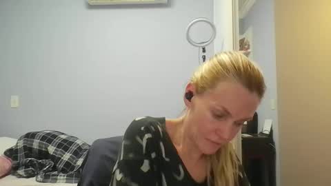 Anny online show from 05.04.26