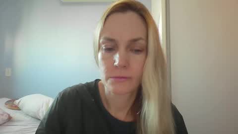 Anny online show from 05.05.26