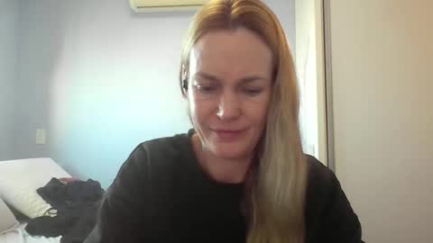Anny online show from 06.08.26