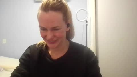Snapshot of crazyanny chatting on 07.13.26 Anny online show from 07.13.26