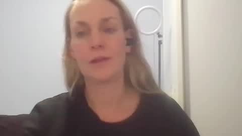 Snapshot of crazyanny chatting on 07.21.26 Anny online show from 07.21.26