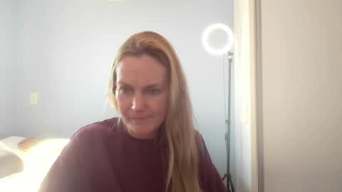Snapshot of crazyanny chatting on 07.28.26 Anny online show from 07.28.26