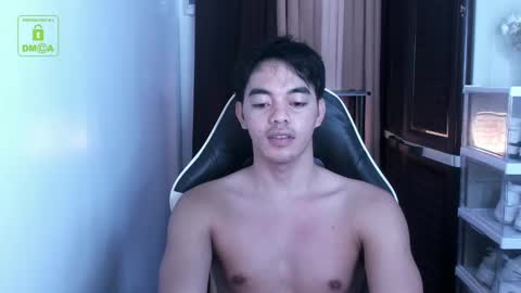 Snapshot of crazyasiancum chatting on 12.03.24 Zion online show from 12.03.24