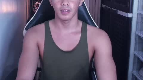 Snapshot of crazyasiancum chatting on 02.14.25 Zion online show from 02.14.25