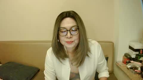 Kelly   online show from 03.05.25