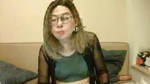 Kelly   online show from 10.19.25