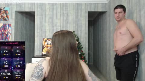 Snapshot of crazycouple1993 chatting on 12.18.24 Kerry  Ronny. More customized contentFREE following  online show from 12.18.24