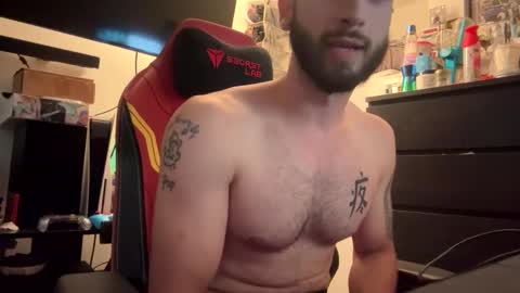 Snapshot of crazydill28 chatting on 09.21.25 crazydill28 online show from 09.21.25