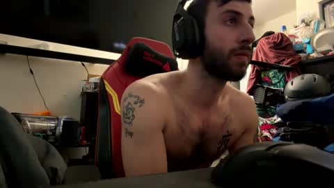 Snapshot of crazydill28 chatting on 01.15.26 crazydill28 online show from 01.15.26