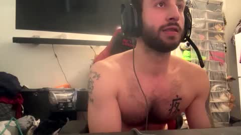 Snapshot of crazydill28 chatting on 01.16.26 crazydill28 online show from 01.16.26