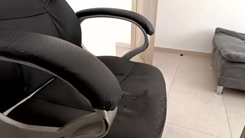 Snapshot of crazylive5 chatting on 12.03.24 crazylive5 online show from 12.03.24