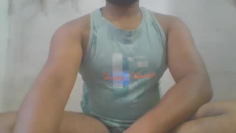 Snapshot of crazzy_booy chatting on 10.05.25 crazzy_booy online show from 10.05.25