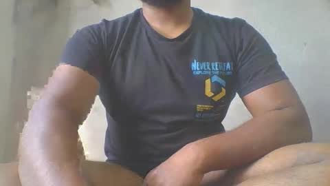 Snapshot of crazzy_booy chatting on 10.12.25 crazzy_booy online show from 10.12.25