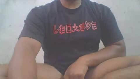 Snapshot of crazzy_booy chatting on 11.27.25 crazzy_booy online show from 11.27.25