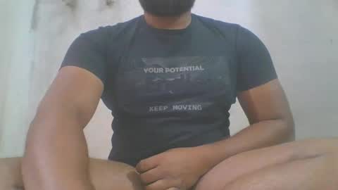 Snapshot of crazzy_booy chatting on 12.05.25 crazzy_booy online show from 12.05.25