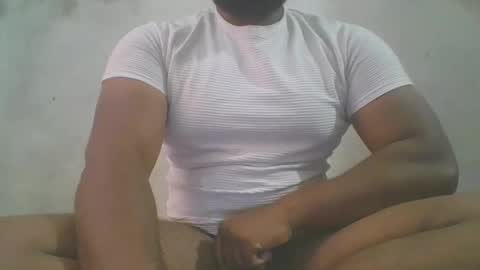 Snapshot of crazzy_booy chatting on 01.16.26 crazzy_booy online show from 01.16.26