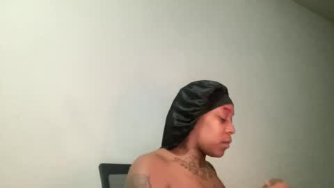 Snapshot of creame_sensation chatting on 01.07.26 PHANTOMTARGARYENXXX online show from 01.07.26