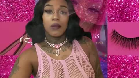 Snapshot of creame_sensation chatting on 02.13.26 PHANTOMTARGARYENXXX online show from 02.13.26