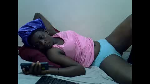 creamiepussyy online show from 03.28.26