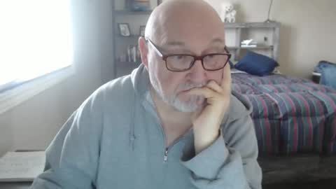 Creamormilk online show from 01.17.26