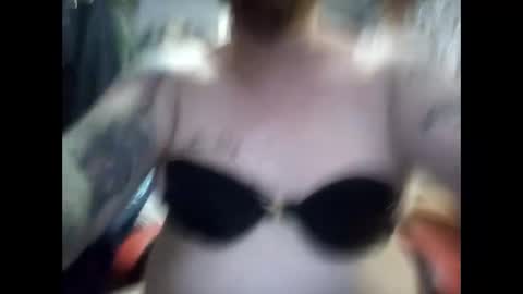Snapshot of creampie315 chatting on 02.04.25 creampie315 online show from 02.04.25