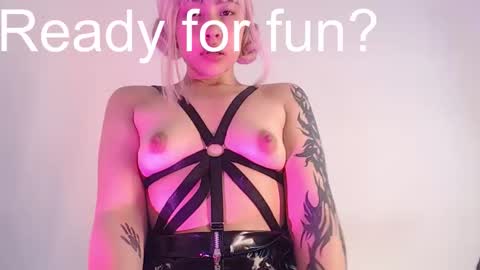  CAMILA Y SEBASTIAN online show from 11.28.25