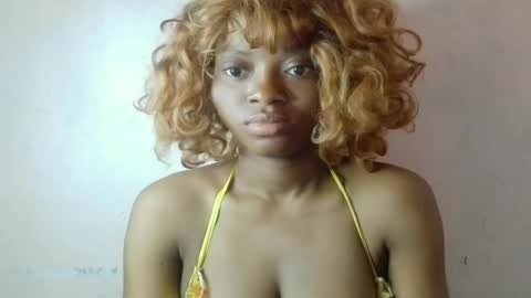 Snapshot of creamy_babyx chatting on 06.20.26 Creamy babyx online show from 06.20.26
